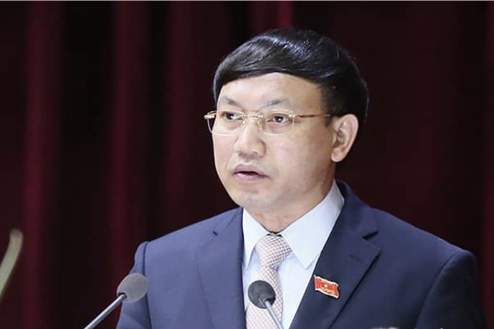 Mien nhiem chuc Chu tich HDND tinh Quang Ninh voi ong Nguyen Xuan Ky hinh anh