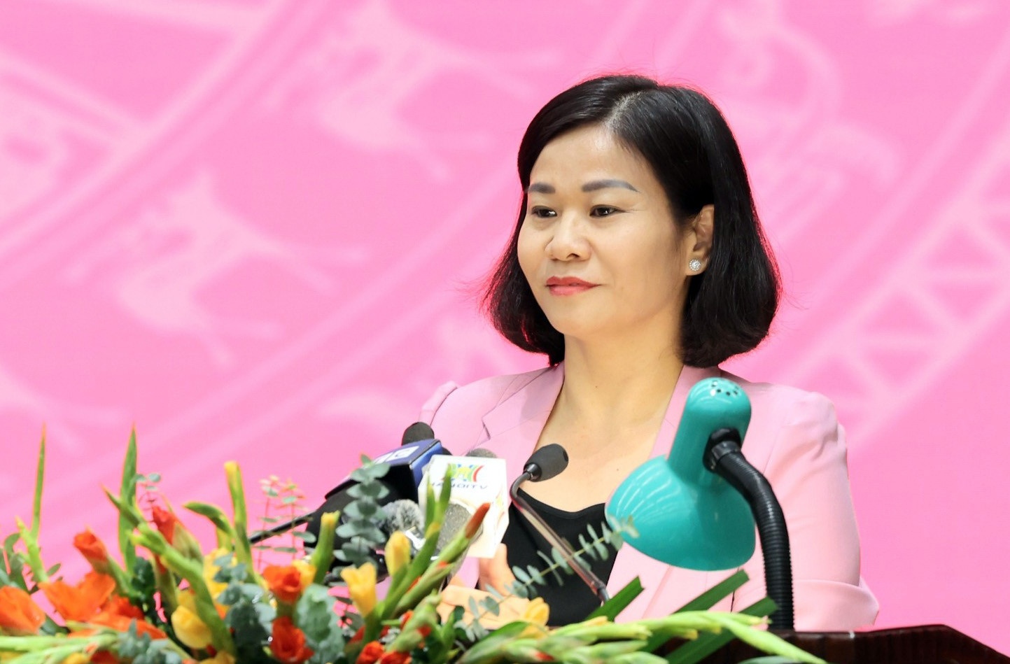 Ha Noi ra soat, chuyen cong tac can bo da giu chuc vu tren 8 nam hinh anh