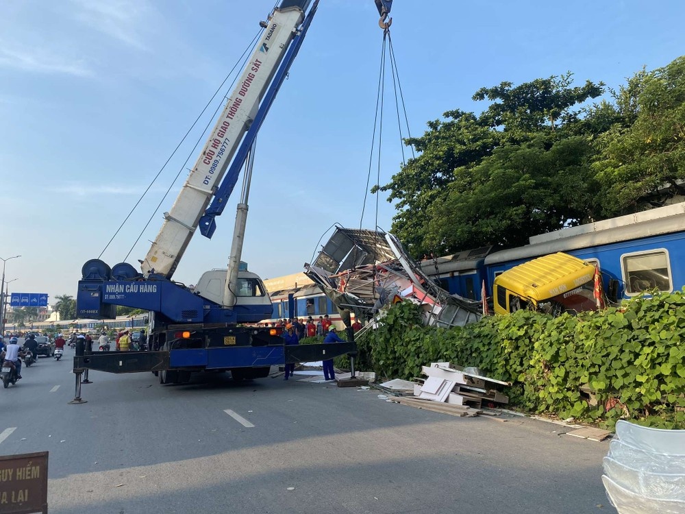 Tau hoa xe tai anh 1