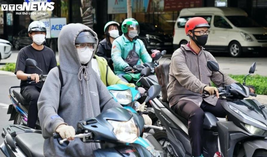 Thoi tiet TP.HCM 14/8 anh 1