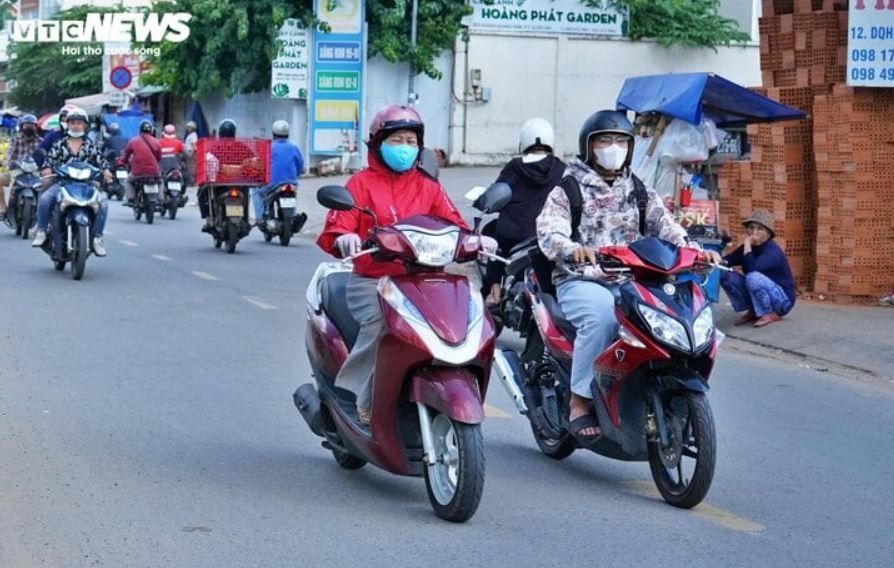 Thoi tiet TP.HCM 15/8 anh 1