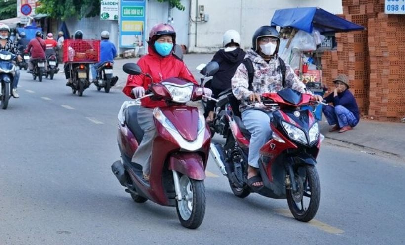 Thoi tiet TP.HCM ngay 15/8: Nang nong, nhiet do cao nhat 35 do C hinh anh