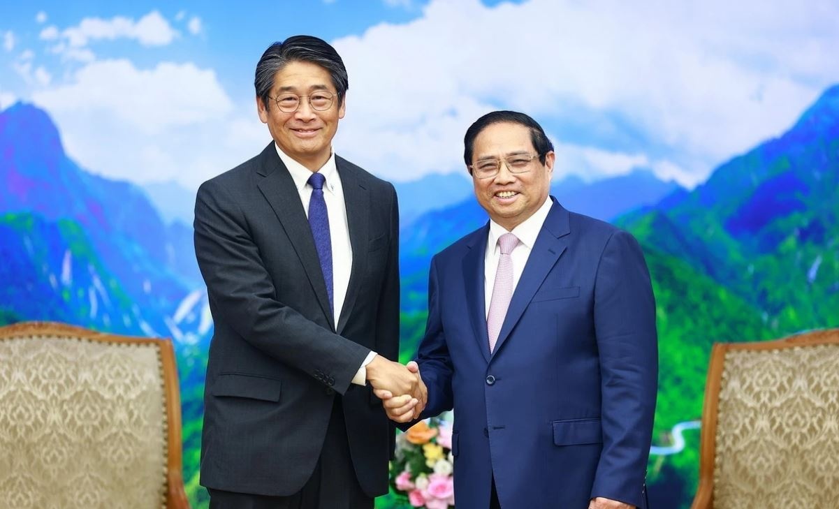 Thu tuong Pham Minh Chinh tiep Dai su Nhat Ban Ito Naoki hinh anh