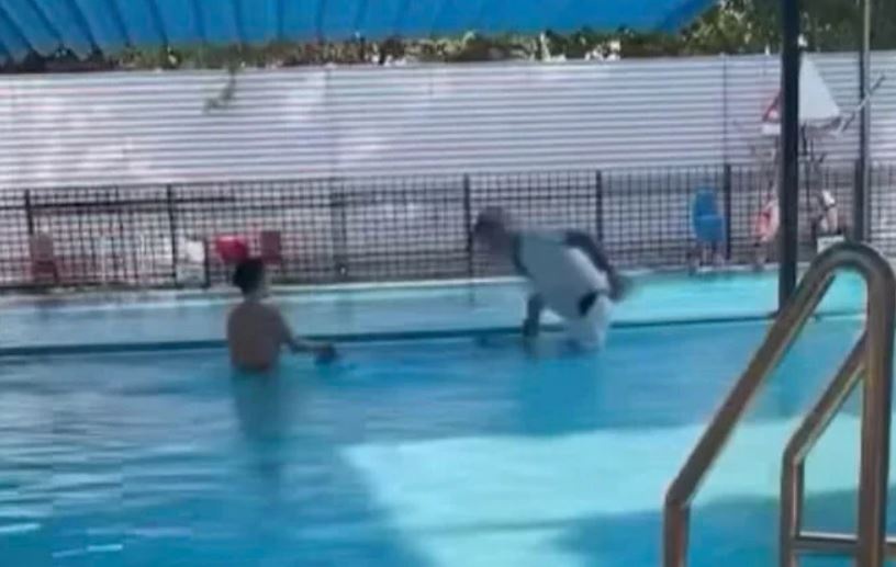 Quan Tay Ho thong tin vu nguoi dan ong dui dau chau be tai be boi hinh anh