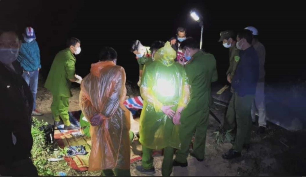 Dieu tra vu an giet nguoi phi tang xac tren song Serepok hinh anh