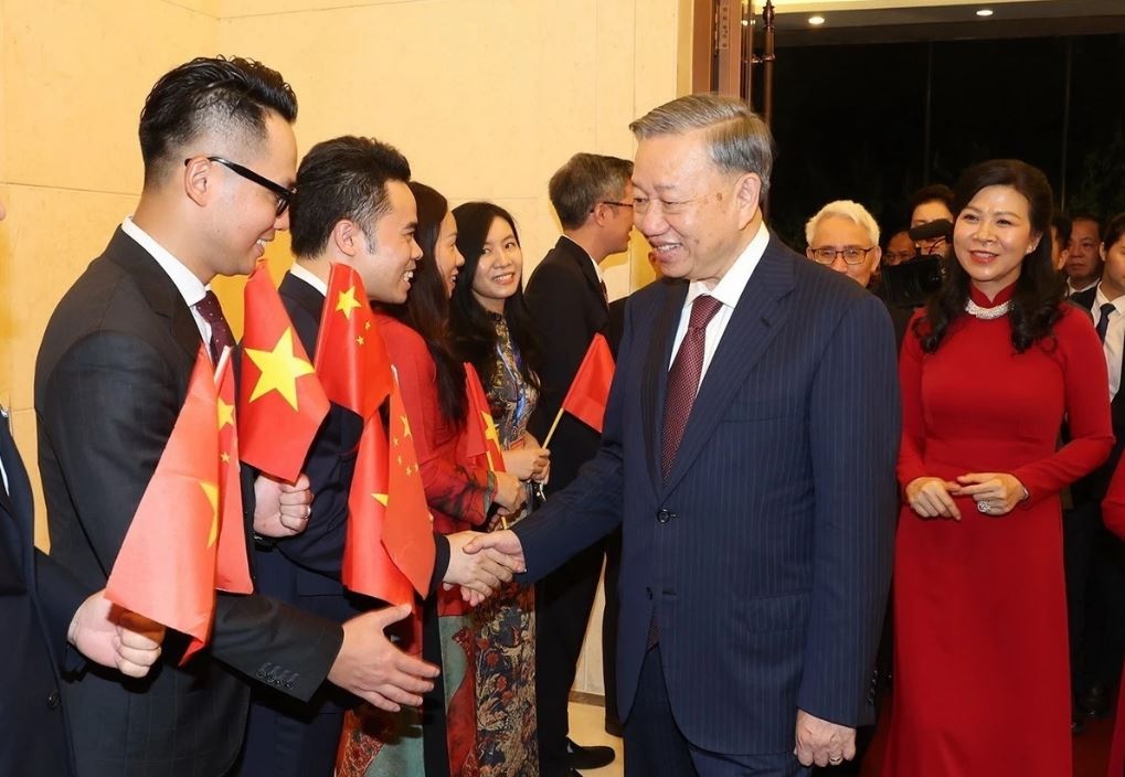 Tong Bi thu, Chu tich nuoc tham Dai su quan Viet Nam tai Trung Quoc hinh anh