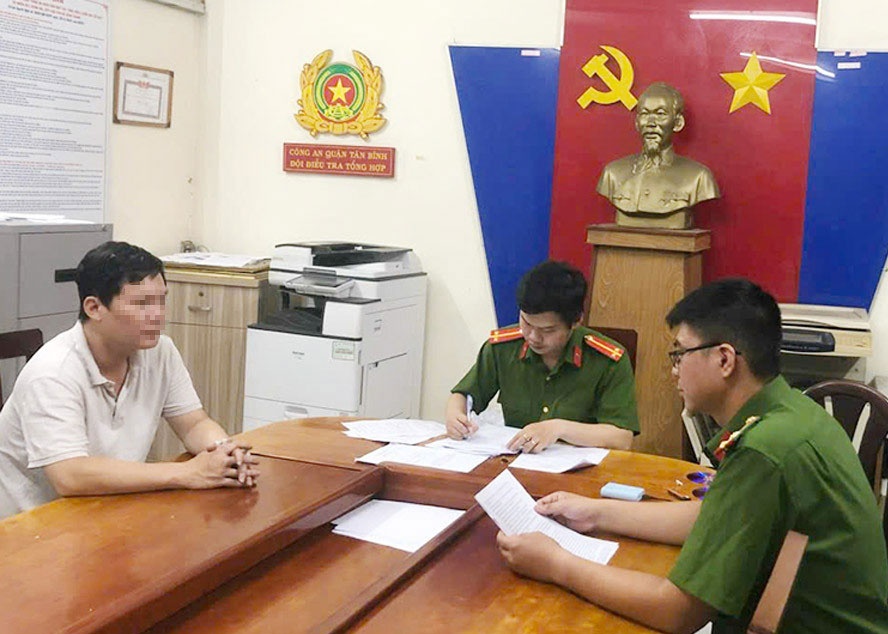 Loi khai cua tai xe vu hat co gai len nap ca po o TP.HCM hinh anh