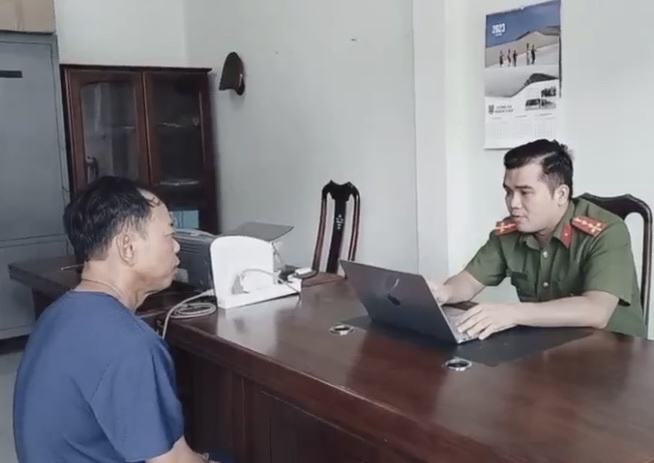 Chiếm đoạt xe máy,  Lê Đình Hùng ảnh 1 Chiem doat xe may,  Le Dinh Hung anh 1