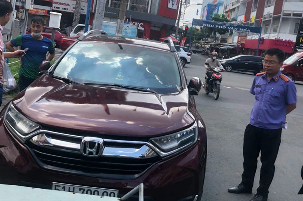 Tai xe,  Hat co gai,  Len nap ca po,  TP.HCM anh 2