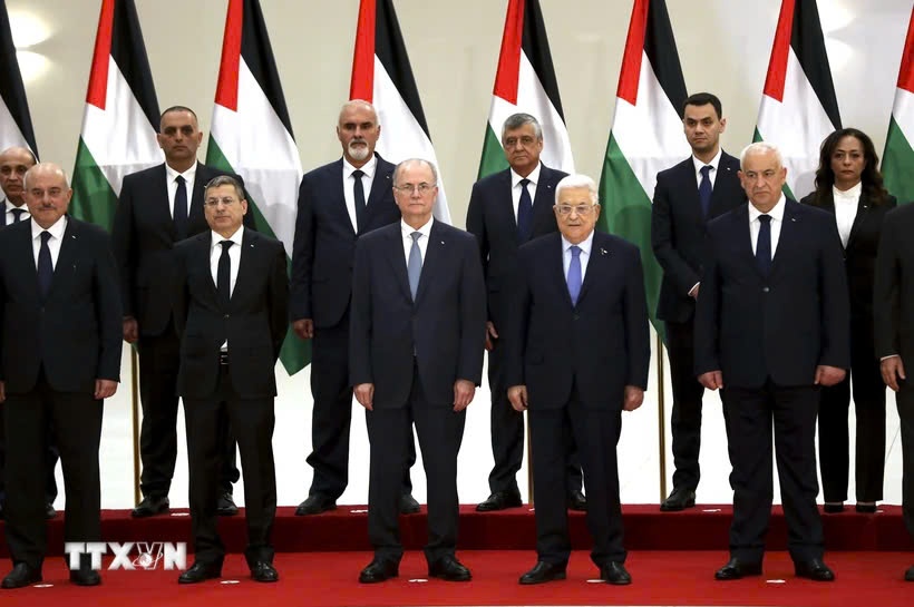 Ai Cap va Phap keu goi thuc thi giai phap hai nha nuoc hinh anh