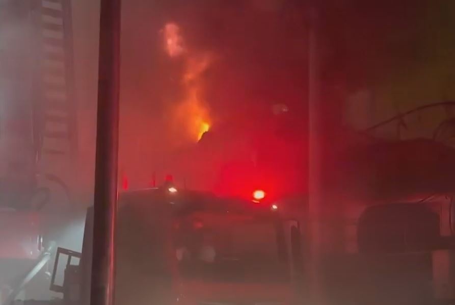 Hien truong chay quan bar o Ha Noi hinh anh