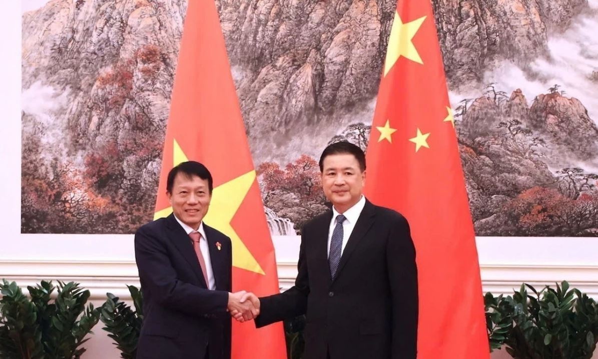 Lam sau sac hon nua hop tac an ninh, phap luat Viet Nam - Trung Quoc hinh anh