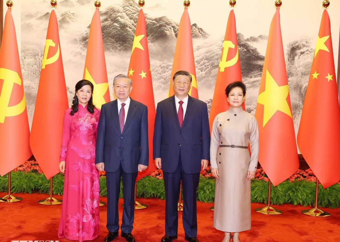 Toan van Tuyen bo chung Viet Nam-Trung Quoc hinh anh