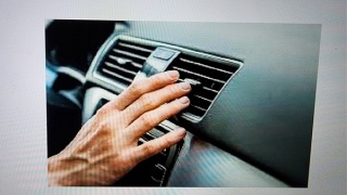 Lam ro vu giam doc cong ty la nguoi nuoc ngoai tu vong tren oto hinh anh