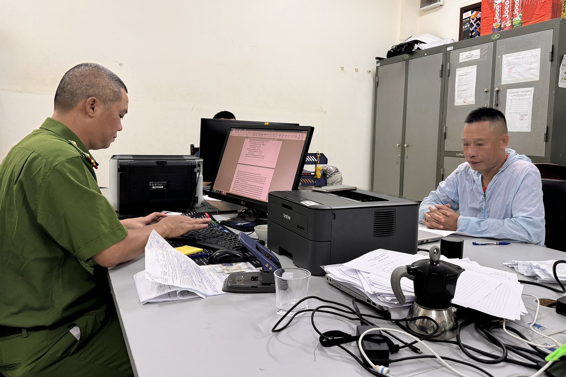 Nhung tai xe bi 'ma men' dan loi chong doi CSGT hinh anh