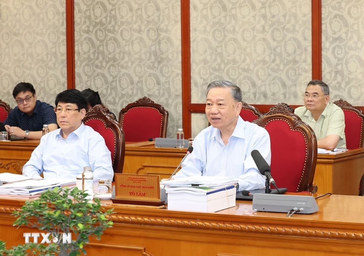 To Lam Bo Chinh tri anh 6