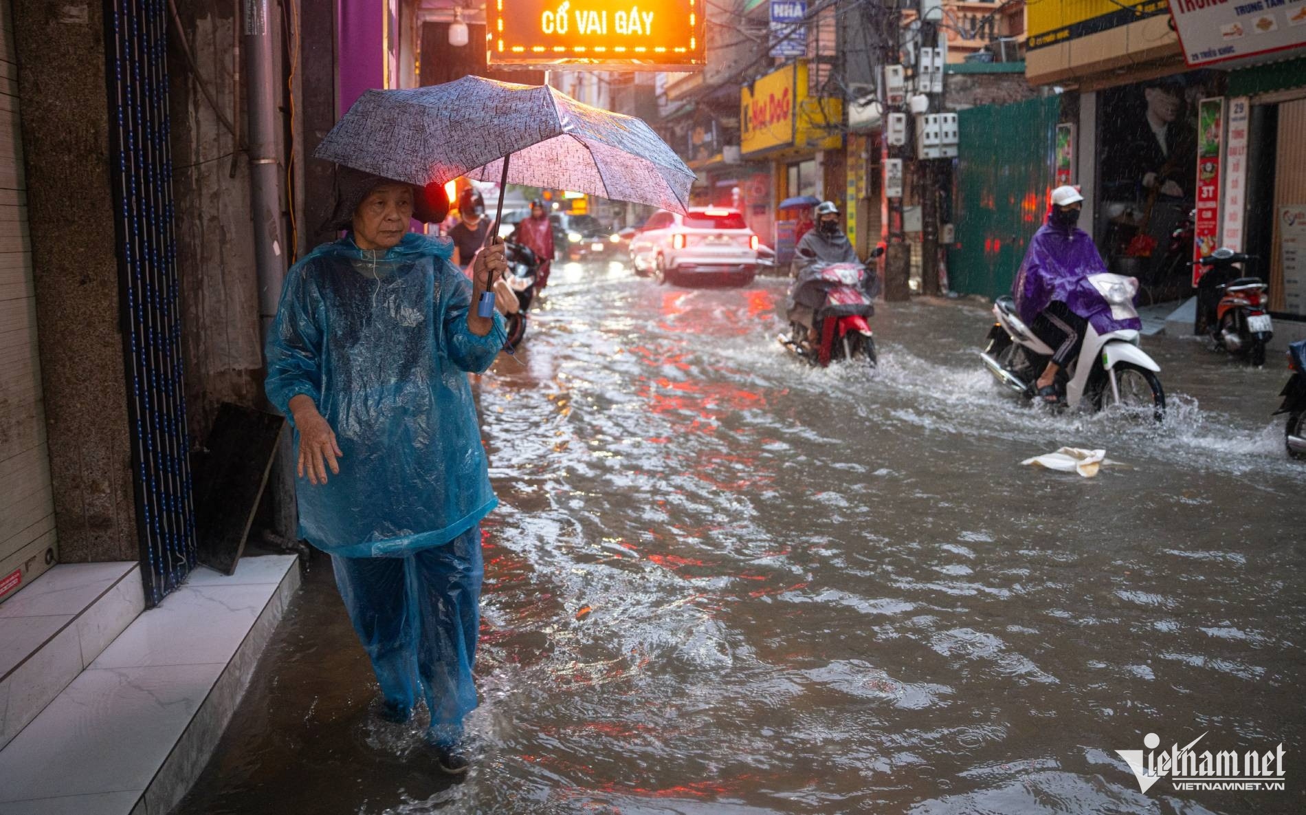 Thoi tiet 24/8 anh 1