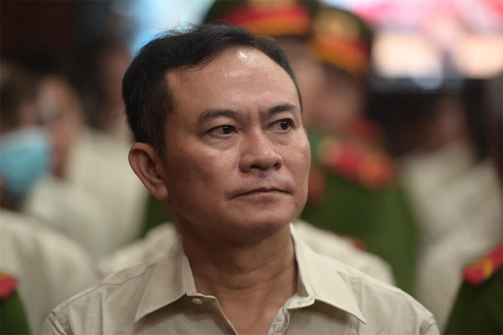 Thu doan 'moi tien' cua bi cao linh muc an cao nhat vu an dang kiem hinh anh