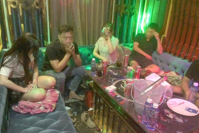 Bien phong thu am thanh 'bai dap' bay lac o TP.HCM hinh anh