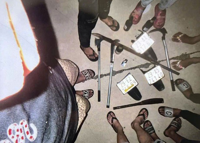 Loi khai cua nhom doi tuong chan duong, cuop bien so xe may o Ha Noi hinh anh