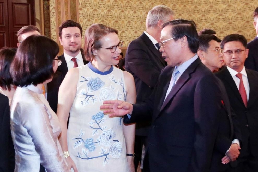 TP.HCM to chuc chieu dai ky niem Quoc khanh 2/9 hinh anh