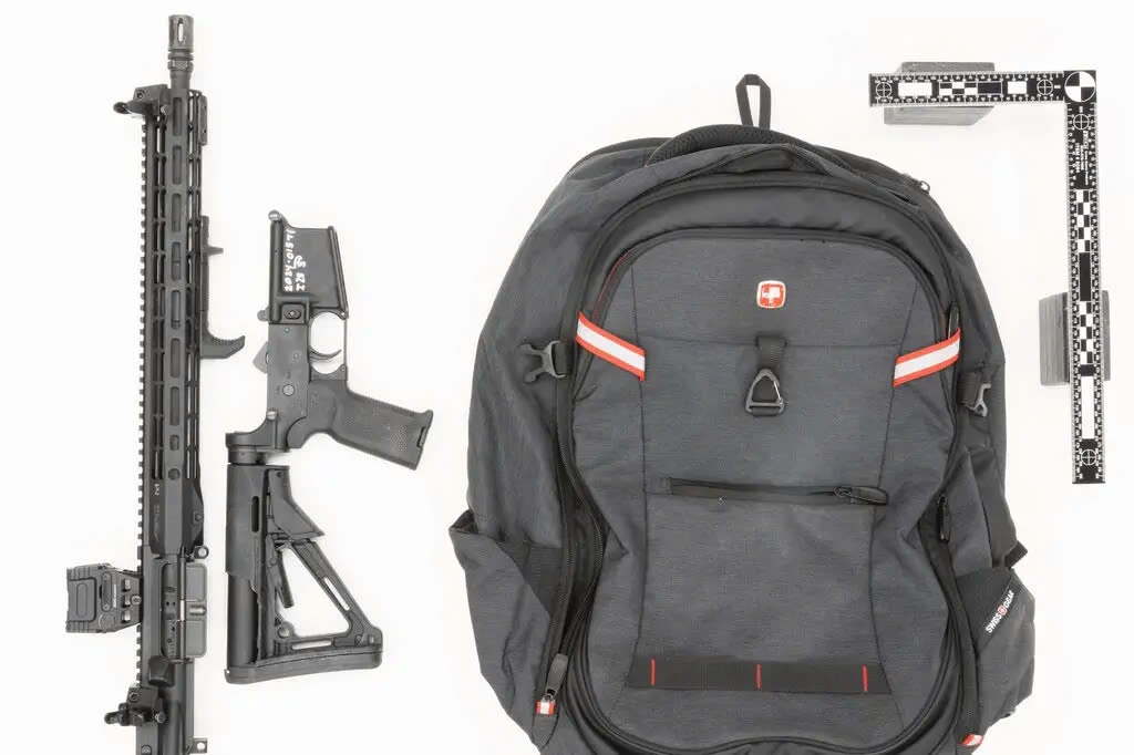 FBI cong bo anh moi ve vu ong Trump bi am sat hut hinh anh