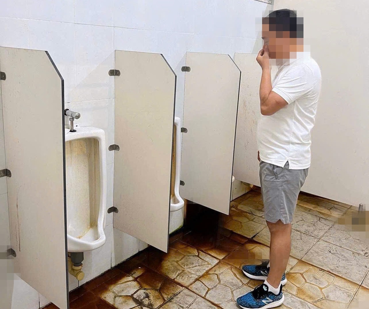 Nha ve sinh Binh Duong anh 1