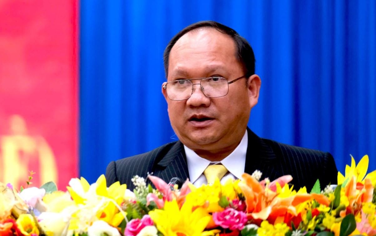 Ong Rah Lan Chung lam Chu tich UBND tinh Gia Lai hinh anh