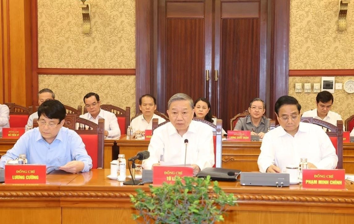 Tong Bi thu, Chu tich nuoc chu tri hop Tieu ban Van kien Dai hoi XIV hinh anh