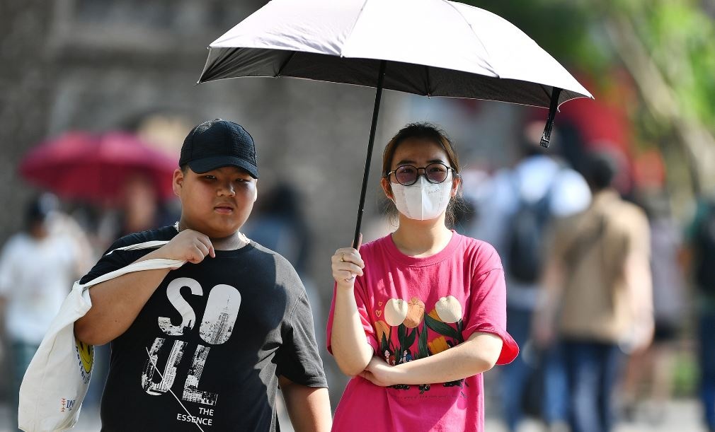 Thoi tiet 29/8: Bac Bo nang nong gay gat hinh anh