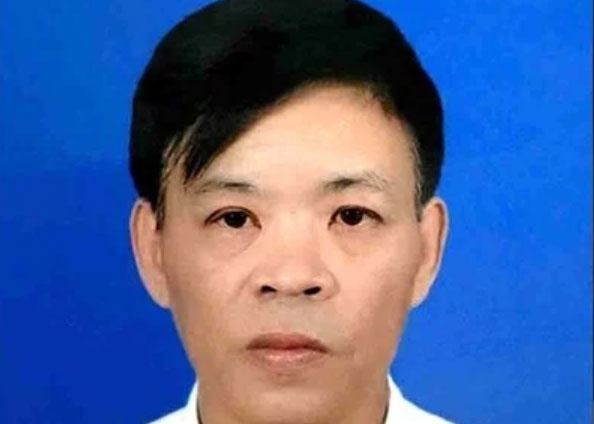 Bat pho chanh van phong tinh chen link quang cao thu tien trai phep hinh anh