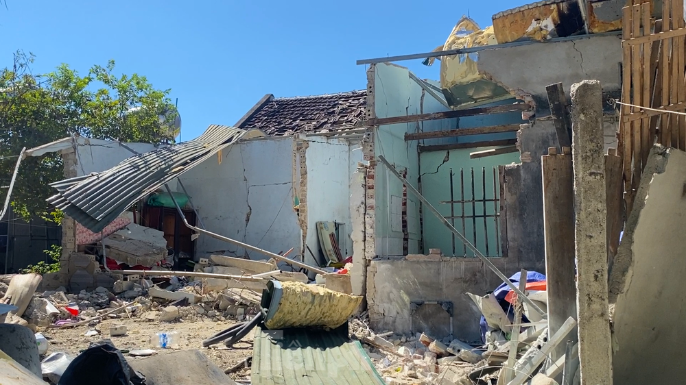 Tin moi hai vu no lien tiep o Nghe An hinh anh