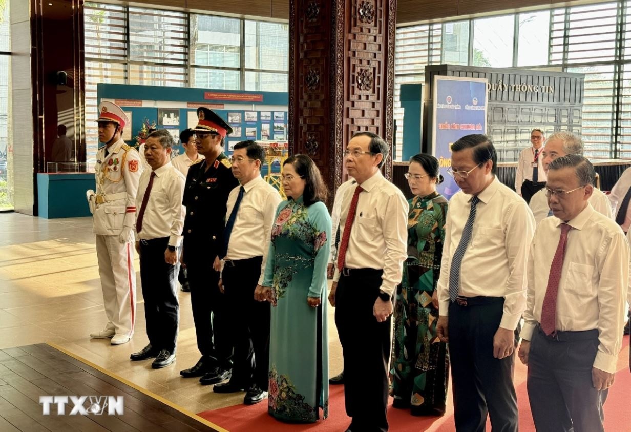 Ho Chi Minh TP.HCM anh 2