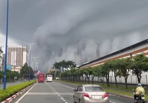 Hinh anh may la tren bau troi Binh Duong hinh anh