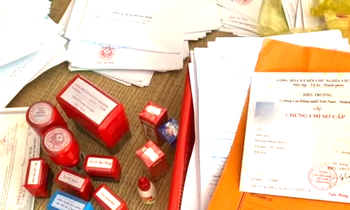 De nghi So Y te Binh Duong phoi hop dieu tra vu co dau hieu hinh su hinh anh