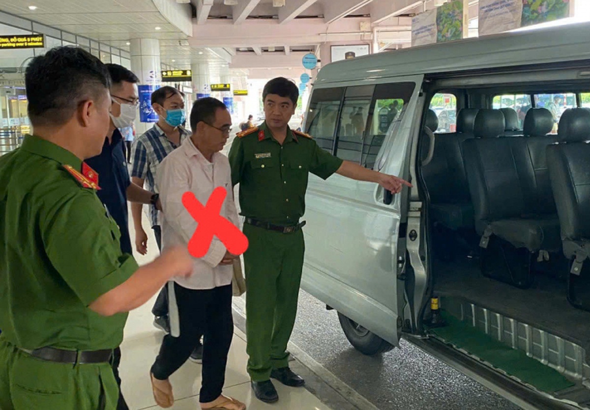 Tron truy na,  Hon 30 nam anh 1