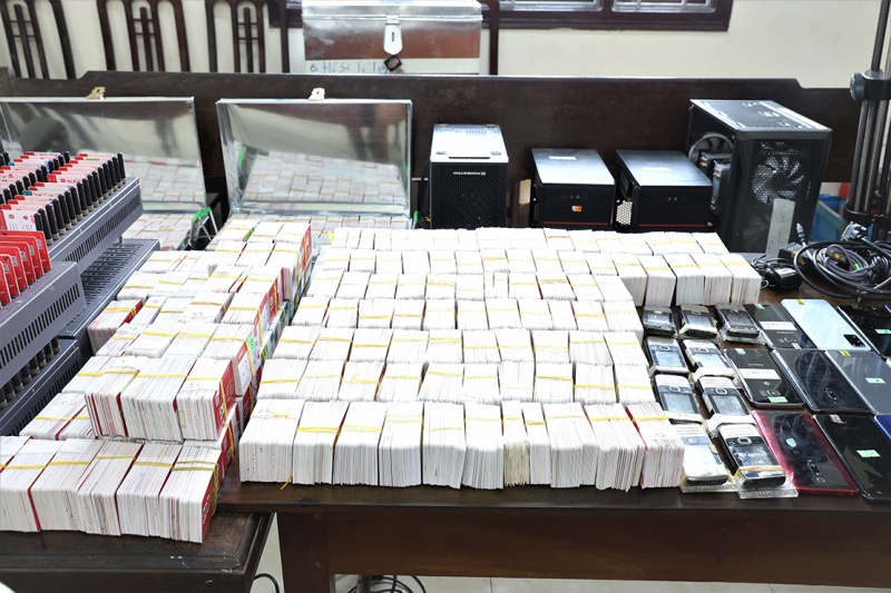 18.000 tai khoan,  Tai khoan ngan hang anh 2