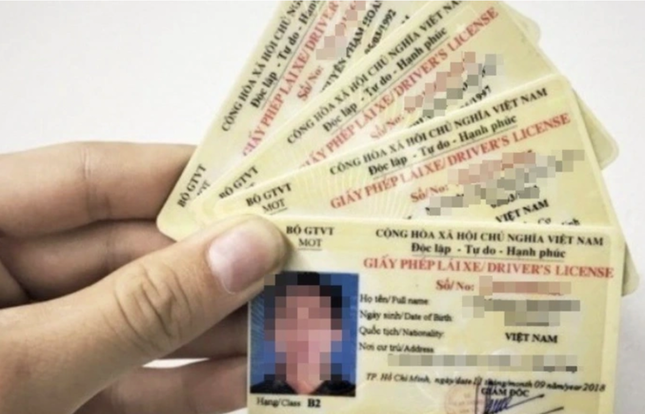 Giay phep lai xe hang B1 se khong duoc lai xe oto ke tu 1/1/2025 hinh anh