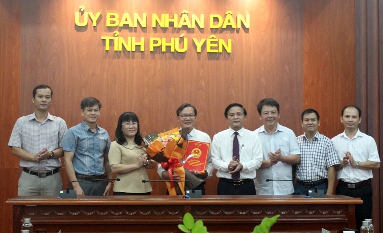 Dieu dong nhan su anh 9