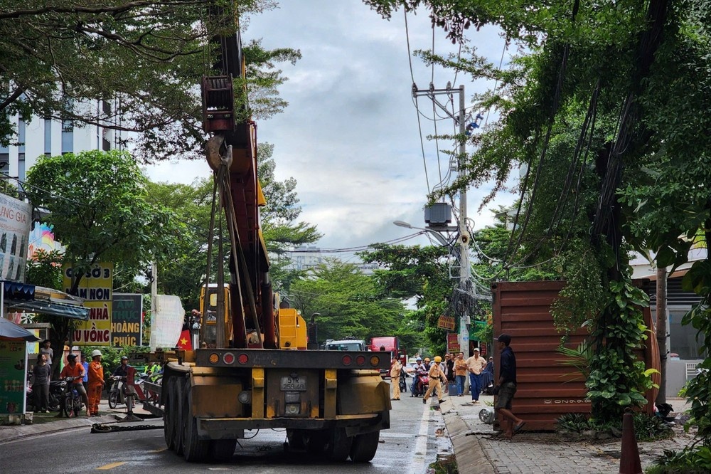 container de xe may TP.HCM anh 2