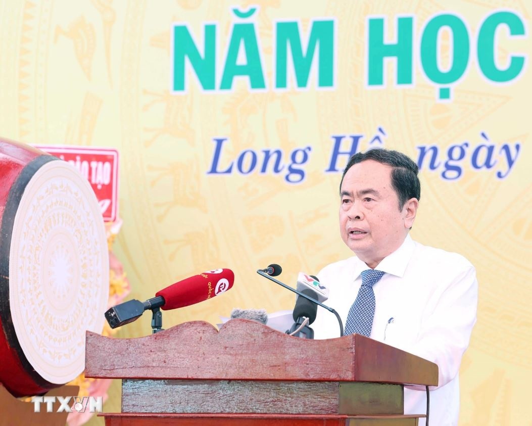 Tran Thanh Man Quoc hoi anh 2