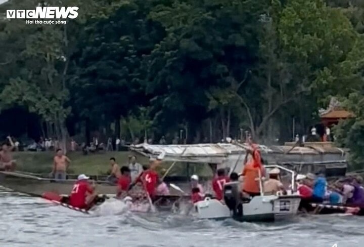 VDV danh nhau Hue anh 1