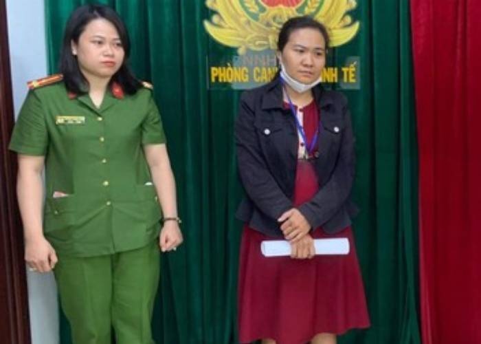 Nu ke toan truong ke khong nguoi lao dong de chiem doat tien luong hinh anh