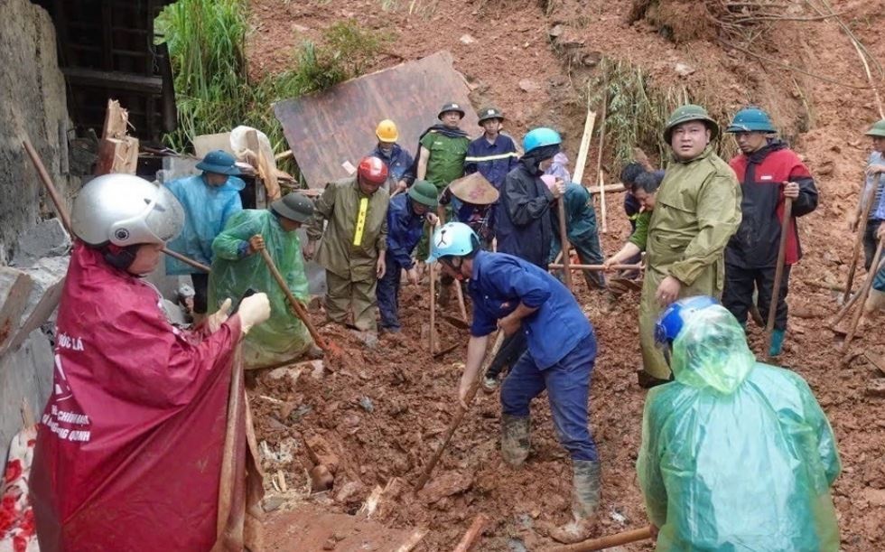 Thu tuong: Khan truong cung cap luong thuc, nhu yeu pham cho dan hinh anh