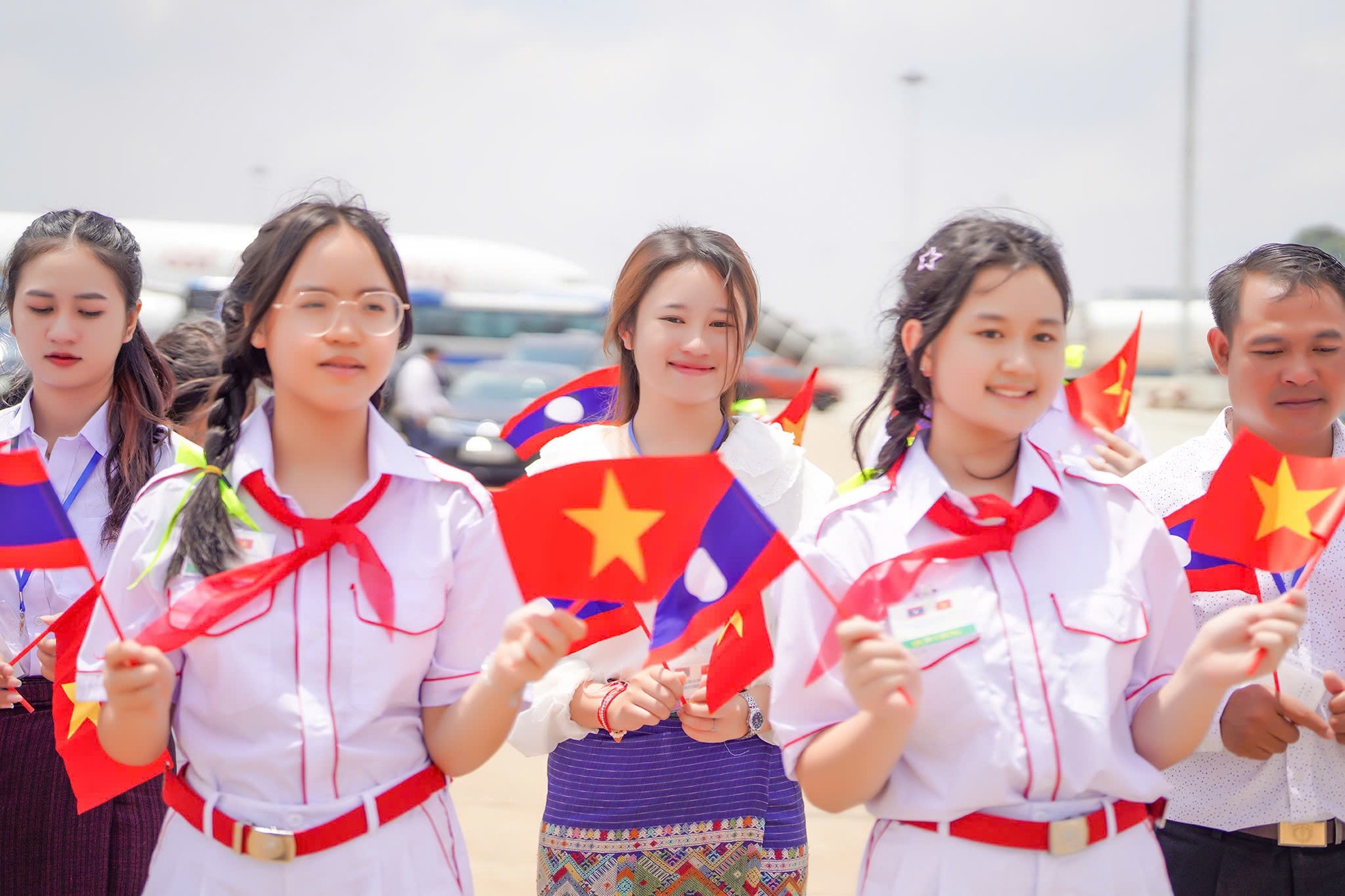 Thongloun Sisoulith TP.HCM anh 2