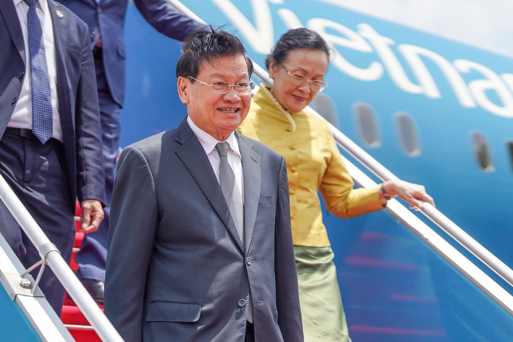 Thongloun Sisoulith TP.HCM anh 4