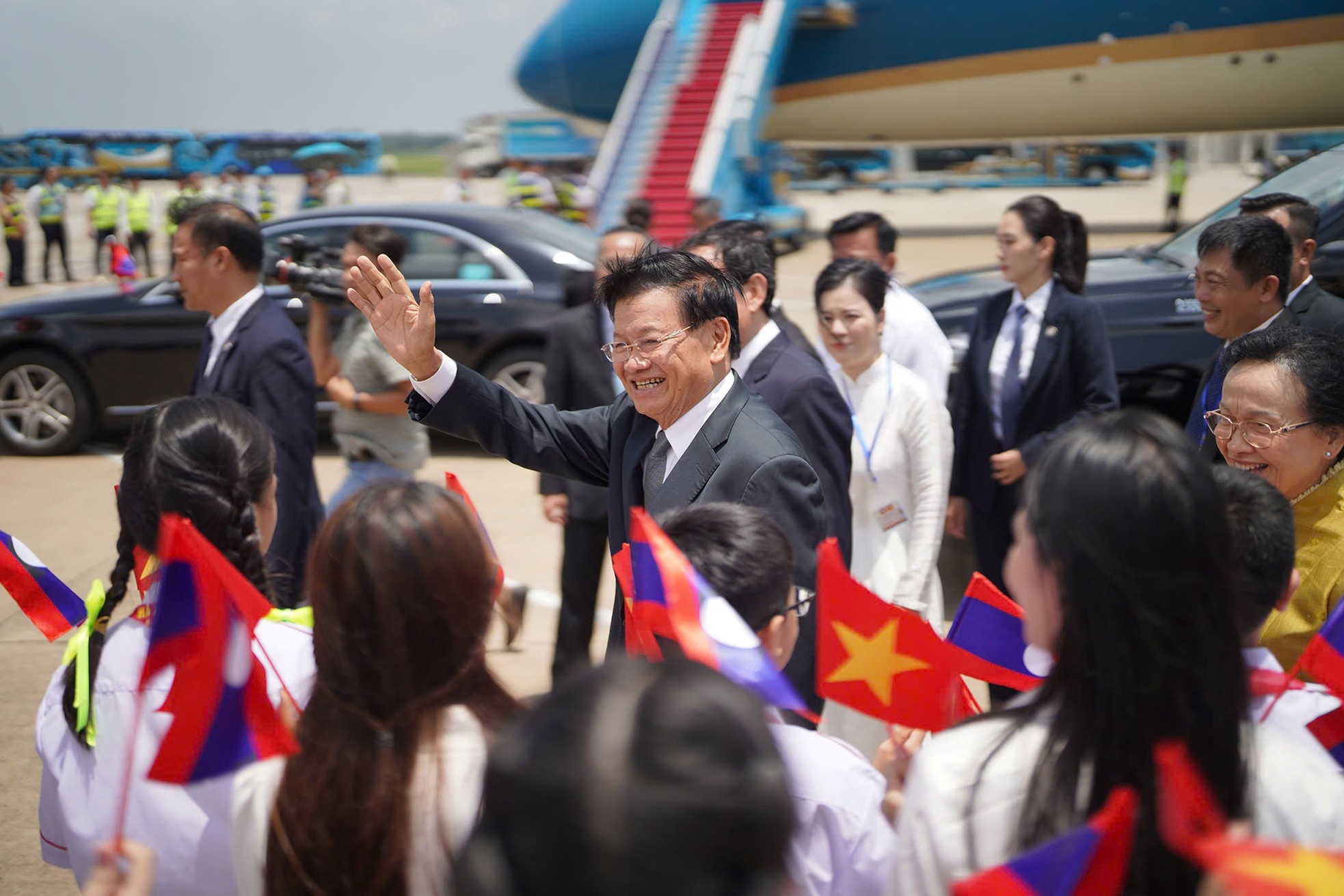 Thongloun Sisoulith TP.HCM anh 6