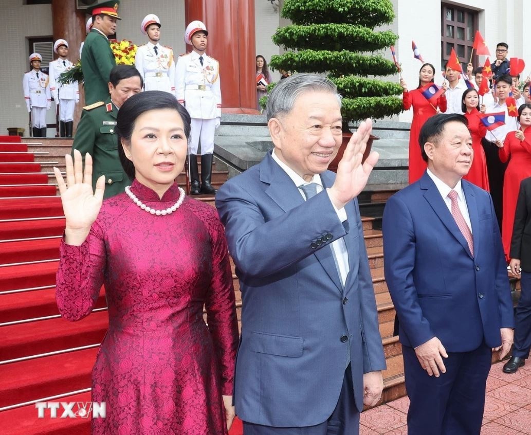 To Lam Thongloun Sisoulith anh 3