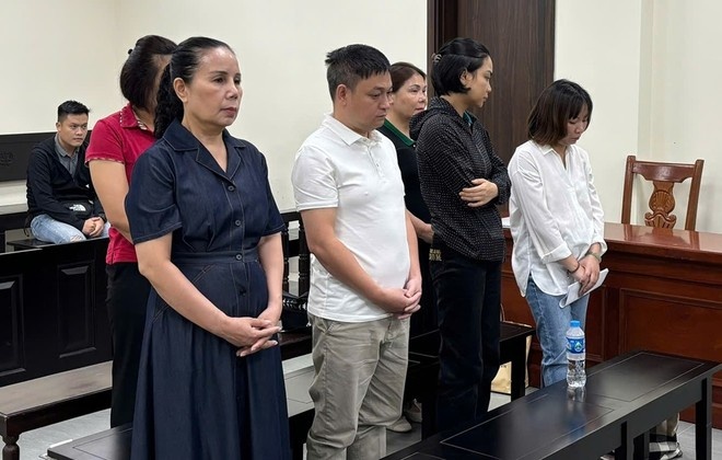 Nguoi phu nu su dung hang chuc cong ty 'ma' de mua ban hoa don hinh anh