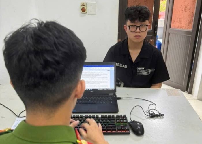 Loi khai cua ke danh tai xe taxi, cuop tai san hinh anh